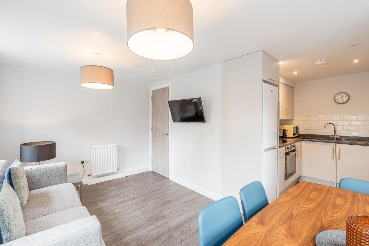 The Falcon Tap Apartment Йорк Екстериор снимка